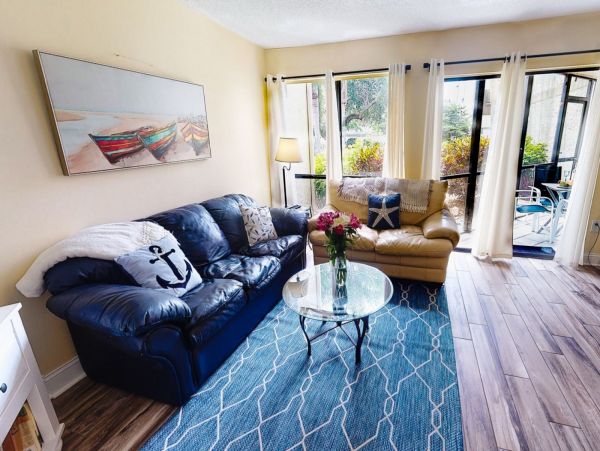 Siesta Key Vacation Condo Walk or Bike to Beach