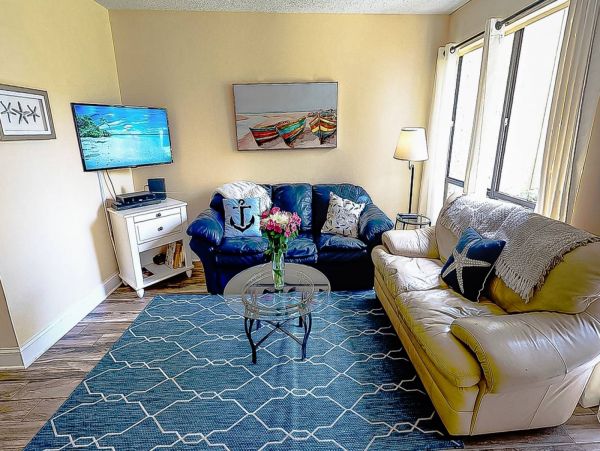 Siesta Key Vacation Condo Walk or Bike to Beach