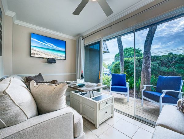 Charming Vacation Condo In The Heart Of Siesta Key 6 Guests