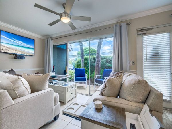 Charming Vacation Condo In The Heart Of Siesta Key 6 Guests