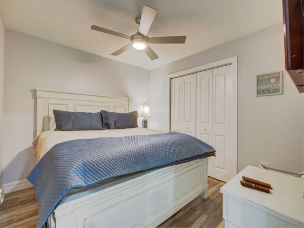 Charming Vacation Condo In The Heart Of Siesta Key 6 Guests