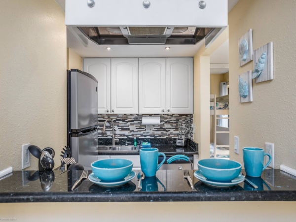 Siesta Key 2 Bedroom Condo Short Walk to Beach