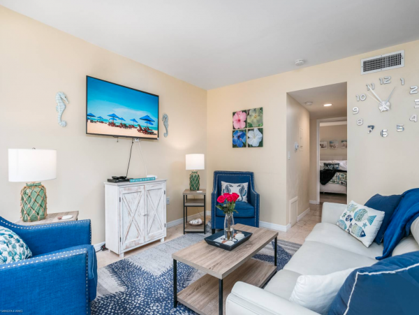 Siesta Key 2 Bedroom Condo Short Walk to Beach