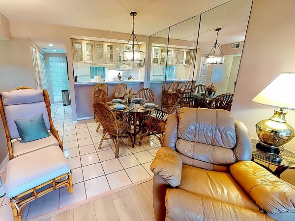 Siesta Key Lovely Vacation Condo