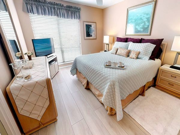 Siesta Key Lovely Vacation Condo