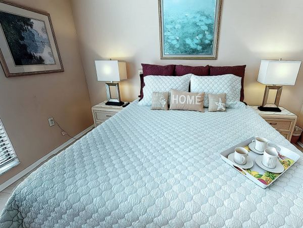 Siesta Key Lovely Vacation Condo