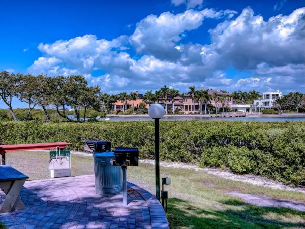 Siesta Key Lovely Vacation Condo