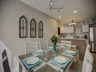 Fresh Remodel Short Walk to Crescent Beach!