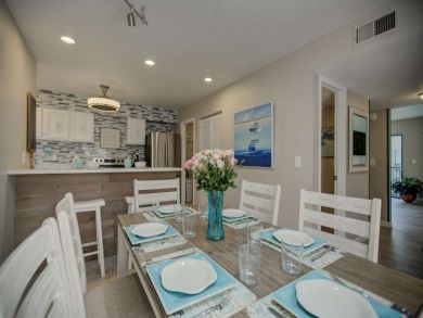 Fresh Remodel Short Walk to Crescent Beach!