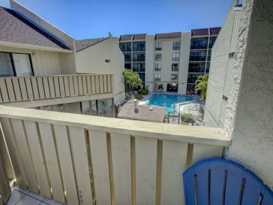 Fresh Remodel Short Walk to Crescent Beach!