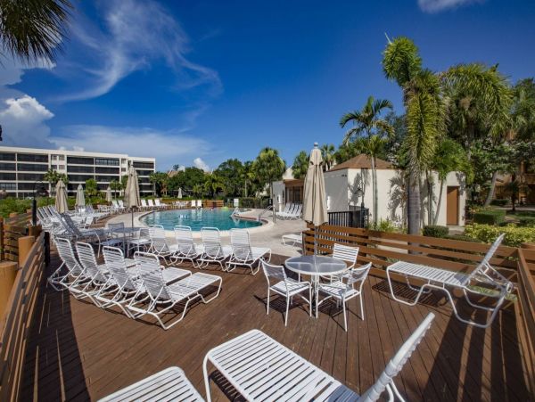 Siesta Key Condo w/ Beachfront access