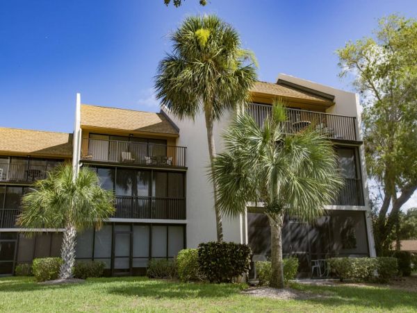 Siesta Key Condo w/ Beachfront access