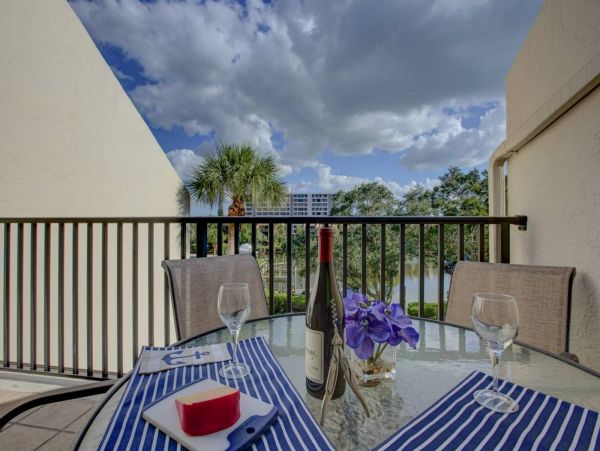 Siesta Key Condo w/ Beachfront access