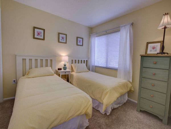Siesta Key Condo w/ Beachfront access