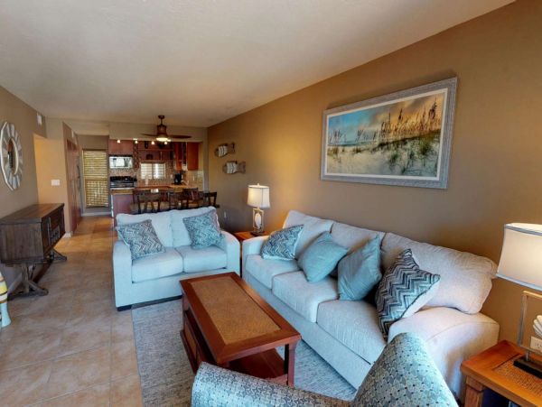 Short Walk to Beach Siesta Key Vacation Condo Pool View