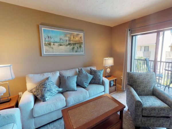 Short Walk to Beach Siesta Key Vacation Condo Pool View