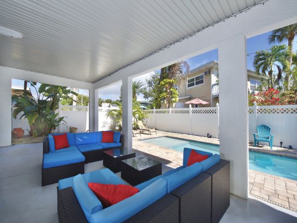 Fort Myers Beach 2-Bedroom Pool Home Near Times Square
