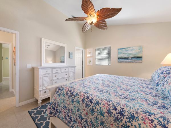Fort Myers Beach 2-Bedroom Pool Home Near Times Square