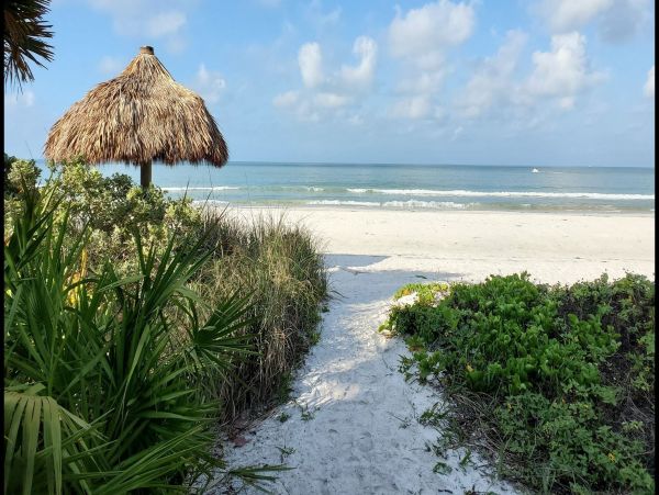 Fort Myers Beach 2-Bedroom Pool Home Near Times Square