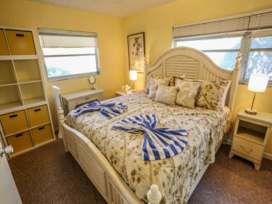 Fort Myers Vacation Home Sleeps Eight Guests