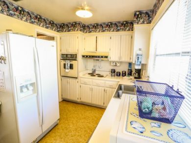 Fort Myers Vacation Home Sleeps Eight Guests