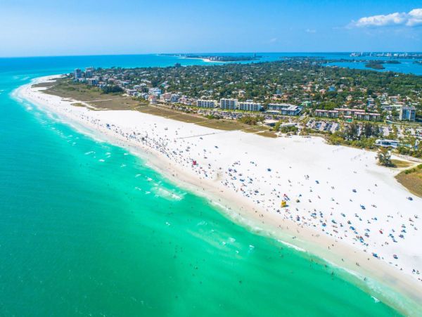 Beautiful Beachfront Condo