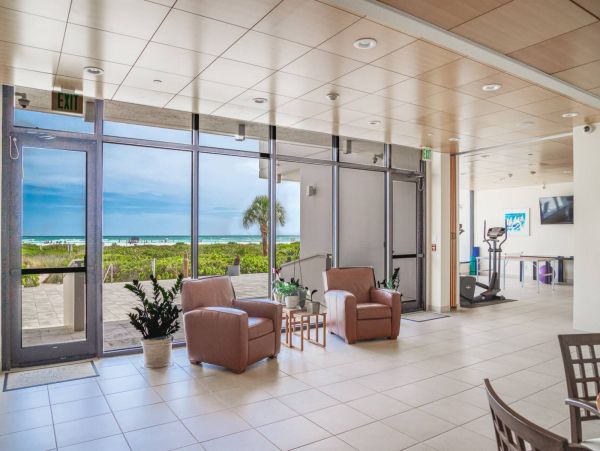 Beautiful Beachfront Condo