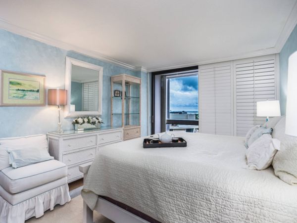 Beautiful Beachfront Condo