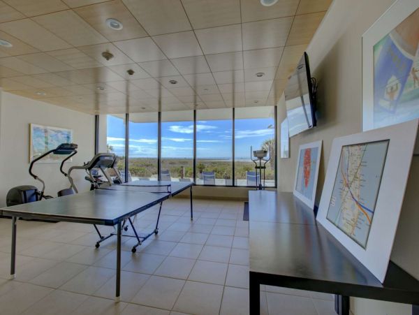 Beautiful Beachfront Condo