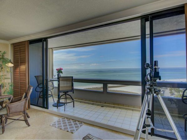 Beautiful Beachfront Condo