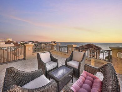 Luxury Destin Vacation Home Short Walk to Beach Sleeps 12