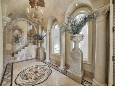 Luxury Destin Vacation Home Short Walk to Beach Sleeps 12
