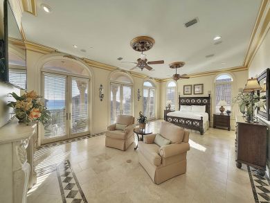 Luxury Destin Vacation Home Short Walk to Beach Sleeps 12