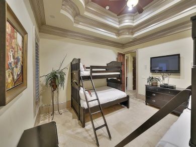 Luxury Destin Vacation Home Short Walk to Beach Sleeps 12