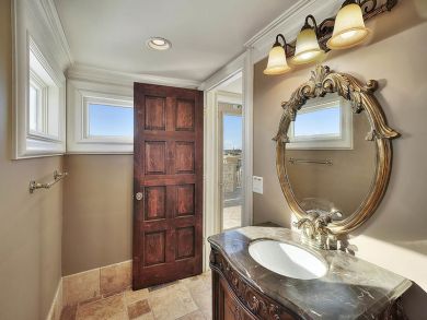 Luxury Destin Vacation Home Short Walk to Beach Sleeps 12
