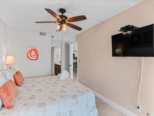 Indian Shores Vacation Condo Sleeps Six Guests