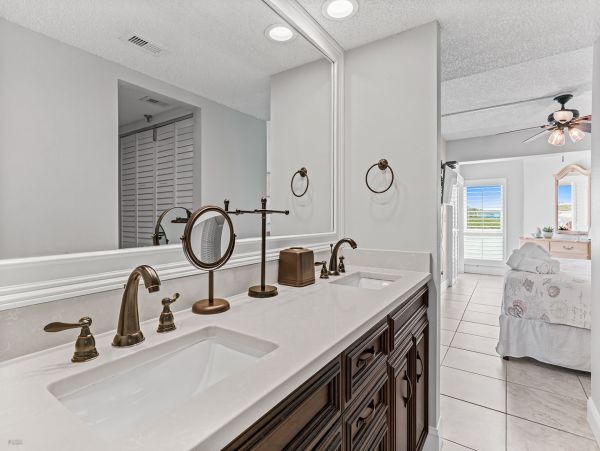 Indian Shores Vacation Condo Sleeps Six Guests