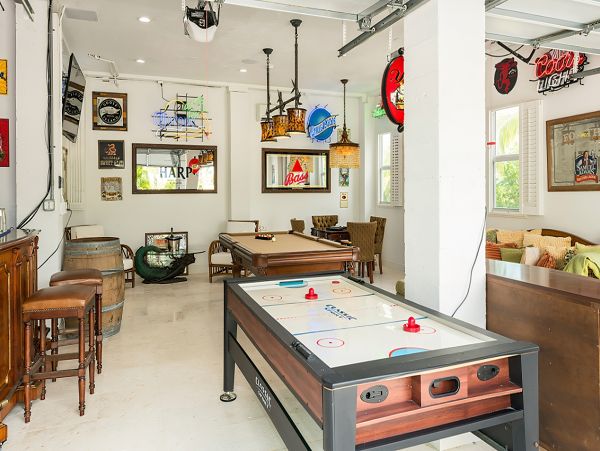 Luxury Key West Oceanfront Villa - Florida Keys Private Estate with Pool & Event Space