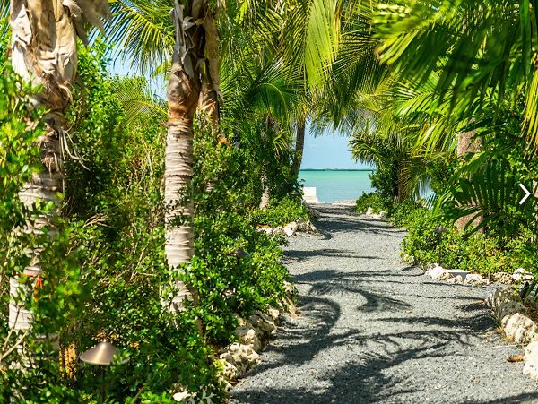 Luxury Key West Oceanfront Villa - Florida Keys Private Estate with Pool & Event Space