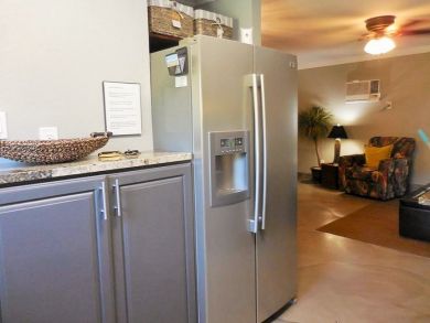 Charming Vacation Rental on Marathon. Call Today