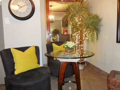 Charming Vacation Rental on Marathon. Call Today