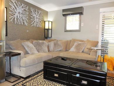 Charming Vacation Rental on Marathon. Call Today