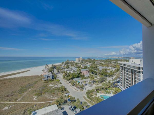 Full Ocean Views Condo in Siesta Key