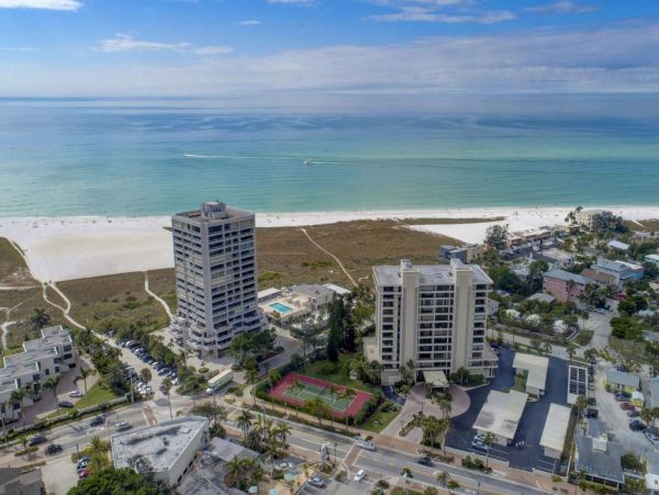 Full Ocean Views Condo in Siesta Key