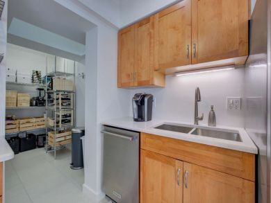 Venice Condo 929641