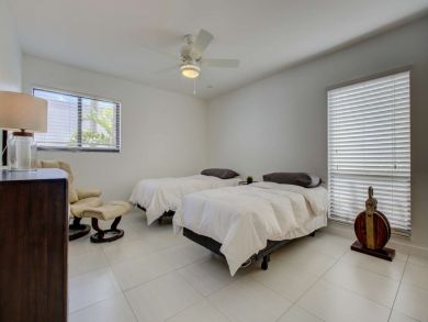 Venice Condo 929641