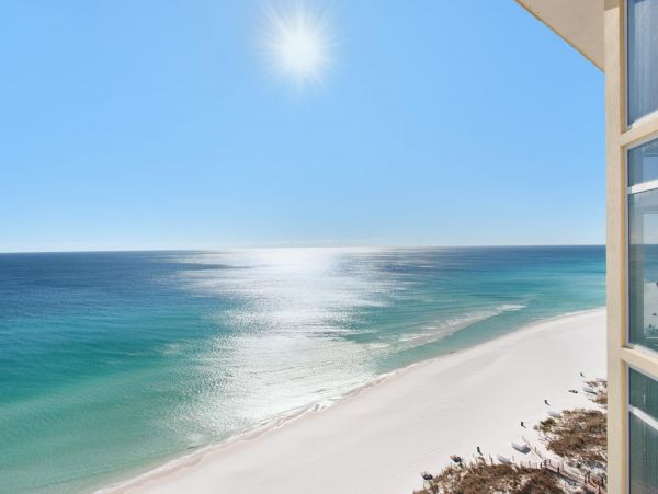 On Beach Destin Vacation Condo Sleeps 8 Bedroom