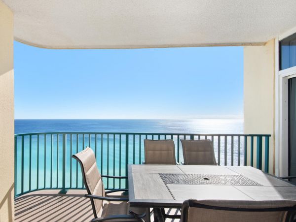 On Beach Destin Vacation Condo Sleeps 8 Bedroom