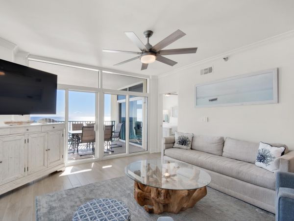 On Beach Destin Vacation Condo Sleeps 8 Bedroom