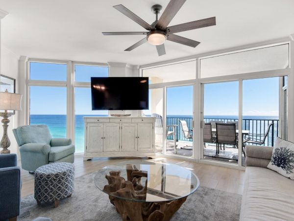 On Beach Destin Vacation Condo Sleeps 8 Bedroom